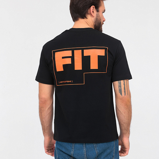Футболка базовая черная FIT
